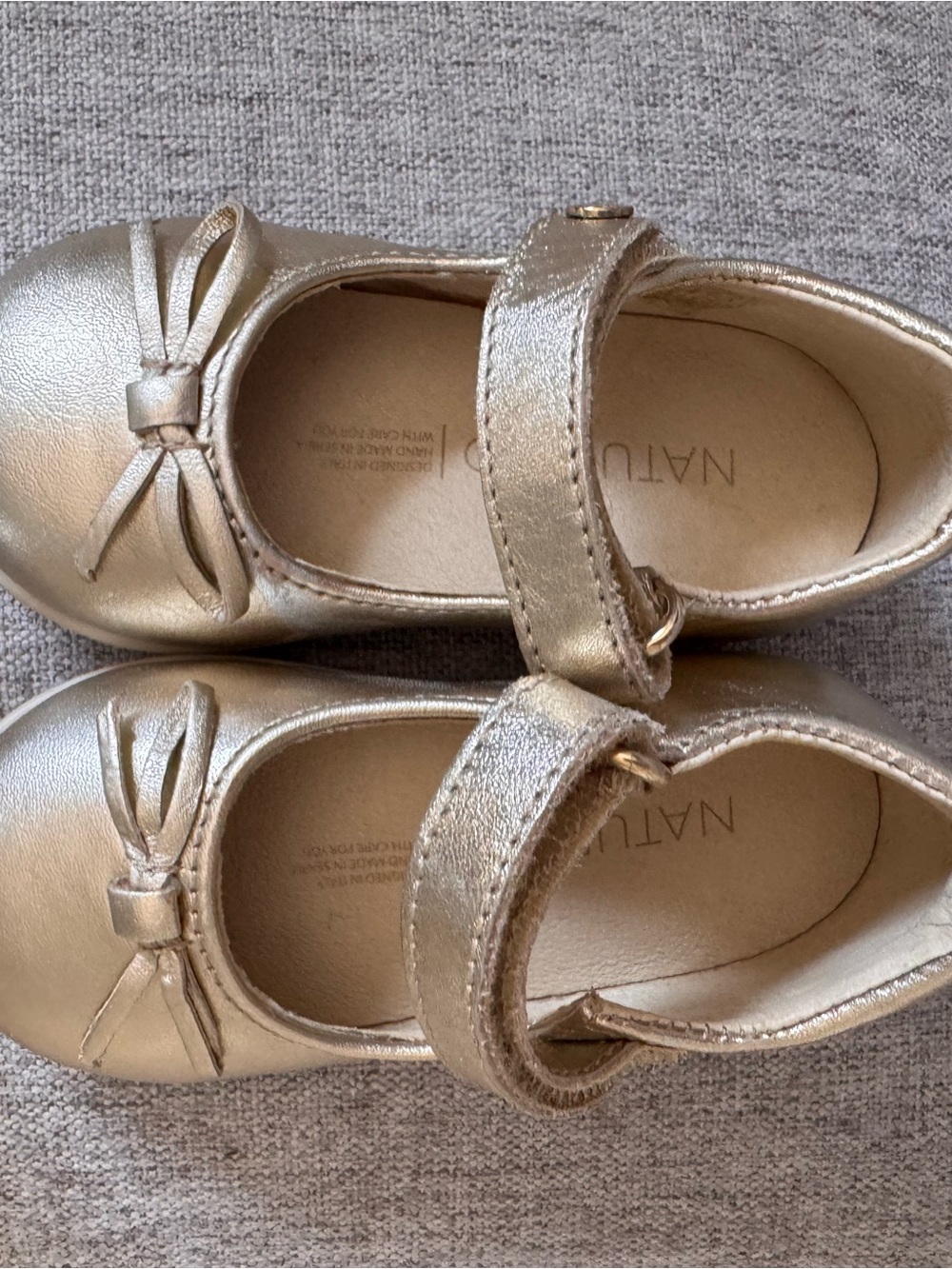 Naturino Girls Metallic Gold Mary Jane Shoes with Bow